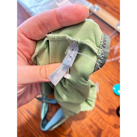 Aerie Green One Piece Low Back and V-Neck Halter High Cut & Cheeky XL - Picture 3 of 4